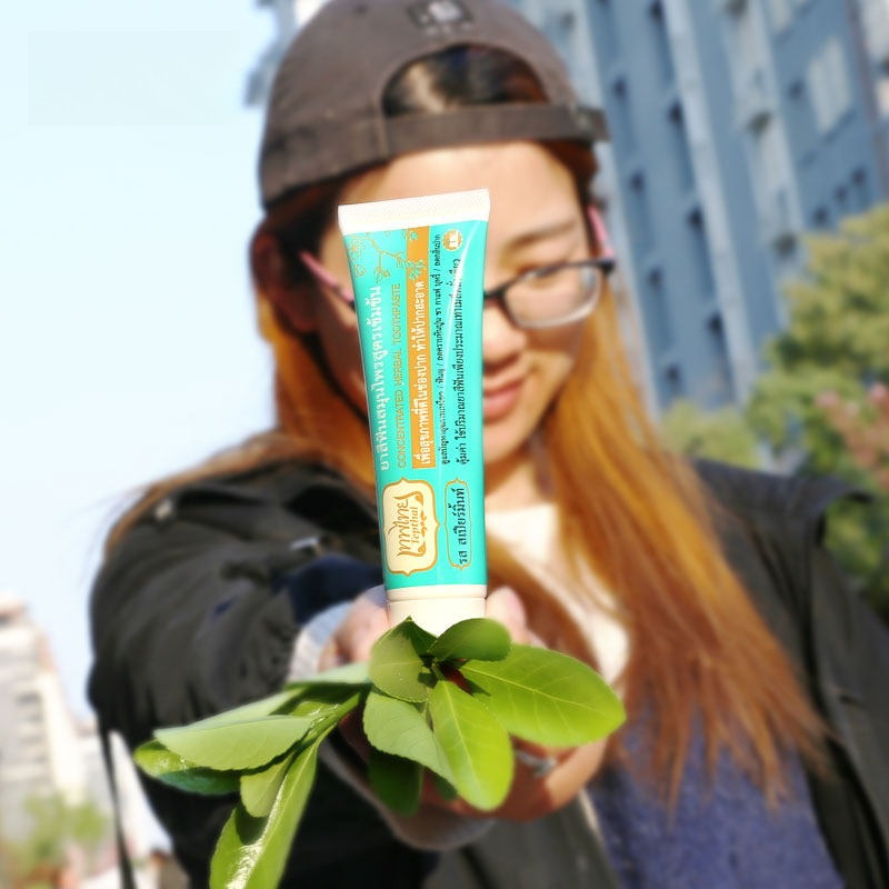 Dentifricio Concentrato alle E - Coffee Tea Thai recensione e prezzo