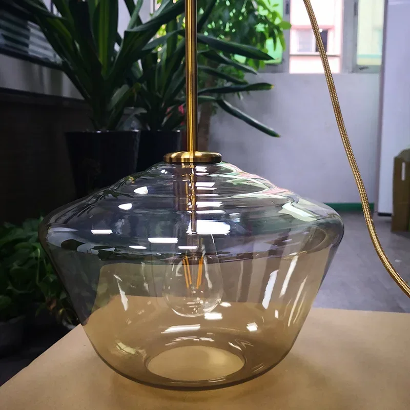 Nordic postmoderno minimalista - Switching Coffee To Tea recensione e prezzo