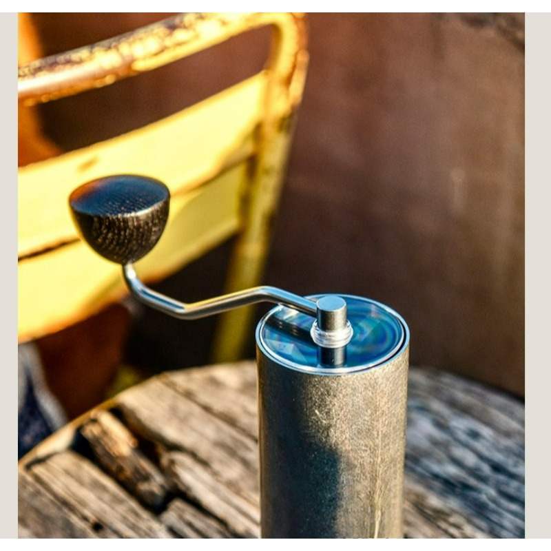 Macinacaffè Manuale Commander  - Burr Hand Grinder recensione e prezzo